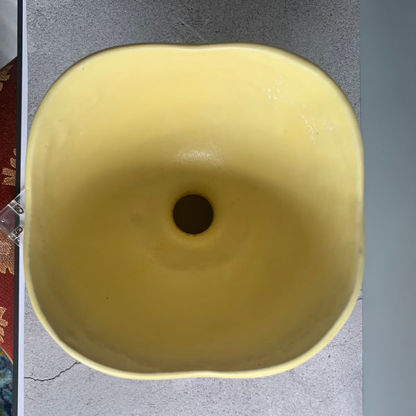 McCoy pedestal planter