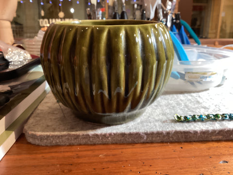 McCoy Pottery planter #685